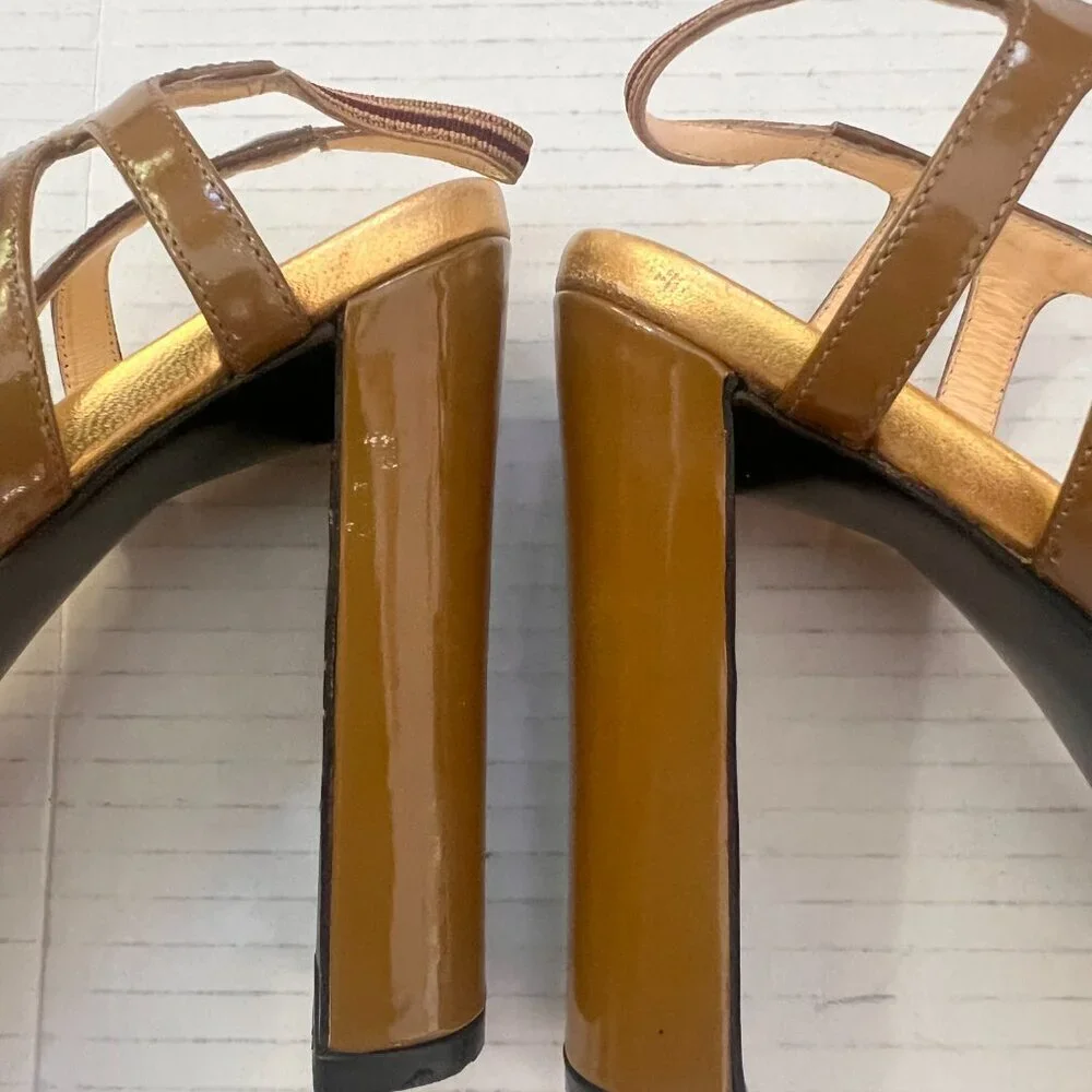 Vintage gold Prada heels size 38 - Picture 10 of 10